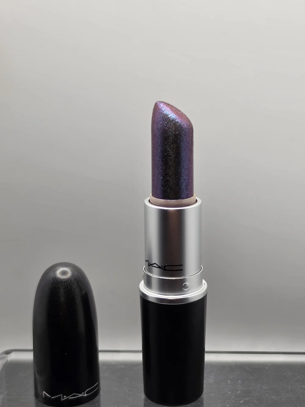 DISCONTINUED MAC FROST LIPSTICK - 